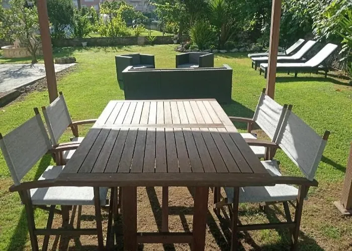 La Casa De La Avioneta * Argonos